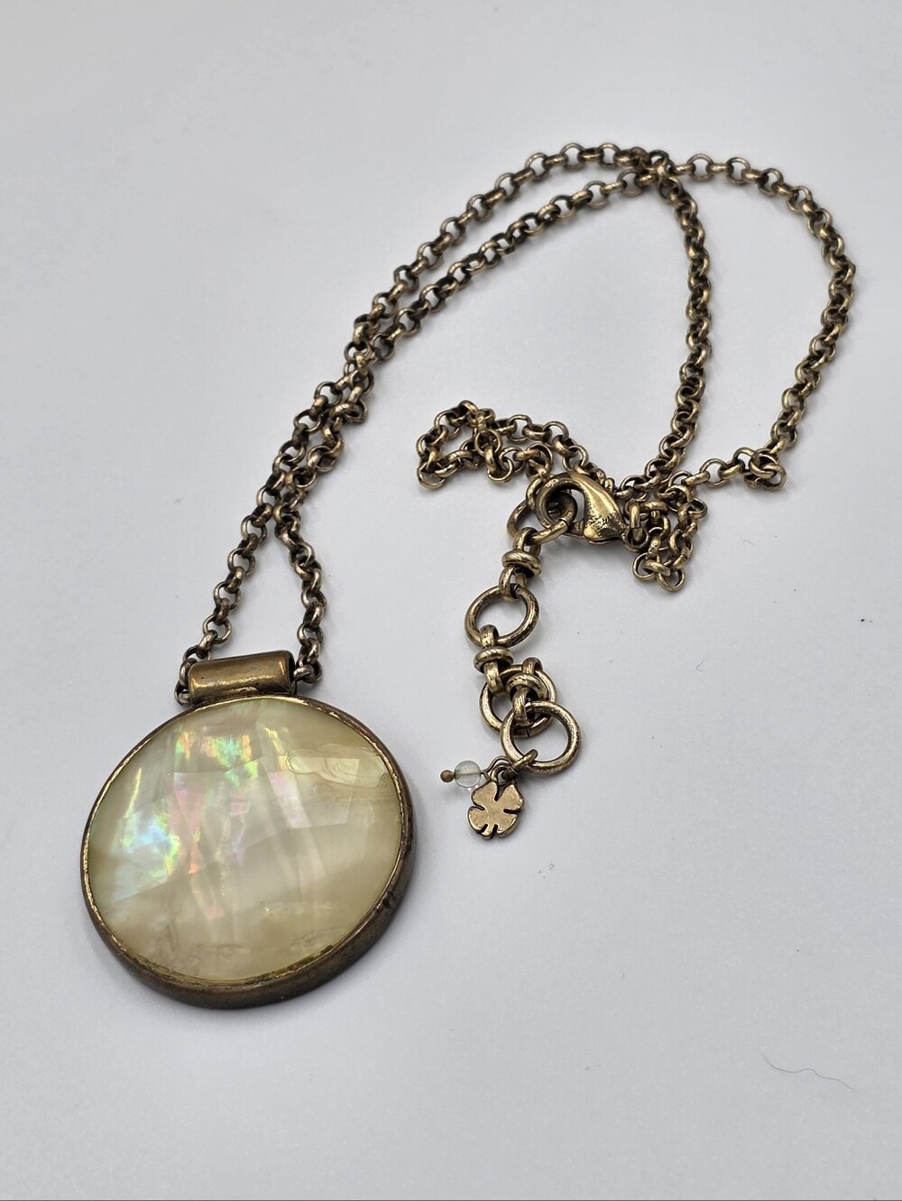 Lucky Brand Mother of Pearl Round Pendant Necklace in Antique Gold Tone Brass